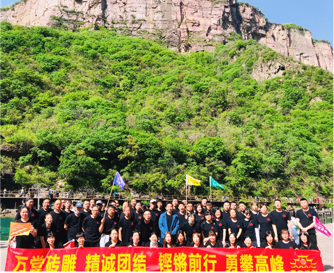 春意正濃時(shí)，萬堂磚雕新鄉(xiāng)寶泉之旅，開啟發(fā)展新篇章