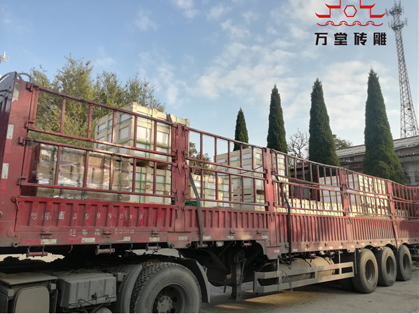 號外，號外，恭喜萬堂仿古磚雕產(chǎn)品裝車順利出口紐約！